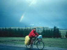 Pedaleando bajo la lluvia