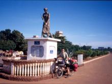 Monumento a la mujer en Bobo-Dioulasso